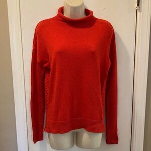 Tahari small Vibrant Red turtleneck Sweater 25-384-1